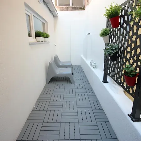 19inlisbon Апартаменти